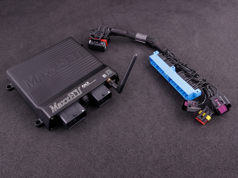 MaxxECU Plugin ECU solution for Nissan 180/200SX with CA18 engine