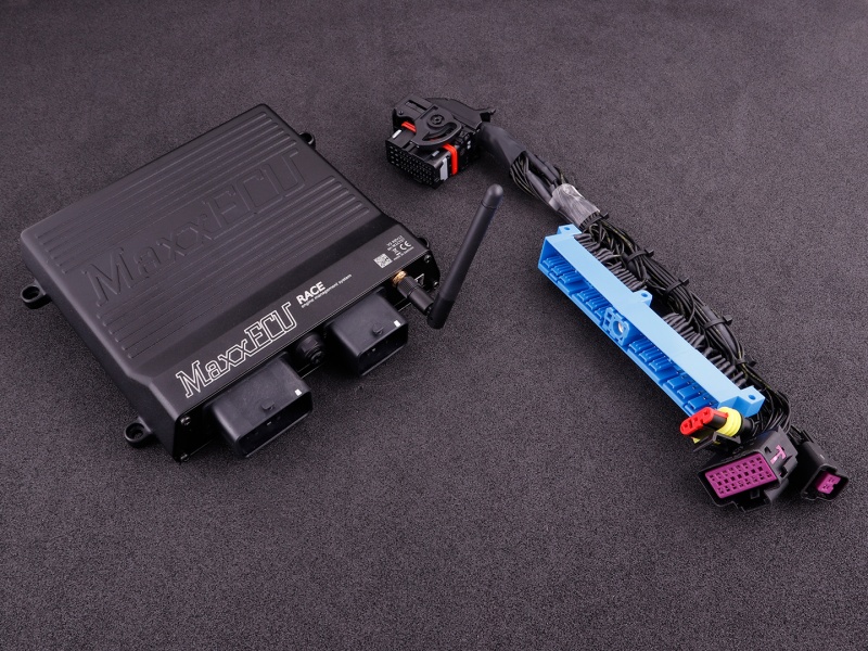 MaxxECU Plugin ECU for Nissan S14 with SR20 engine